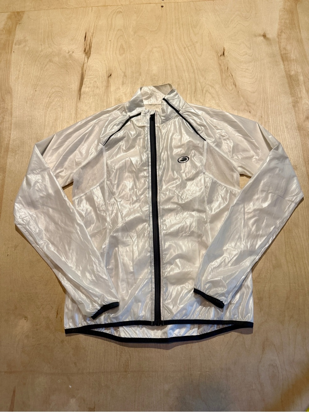 Lightweight Women's Windbreaker Cycling Jacket